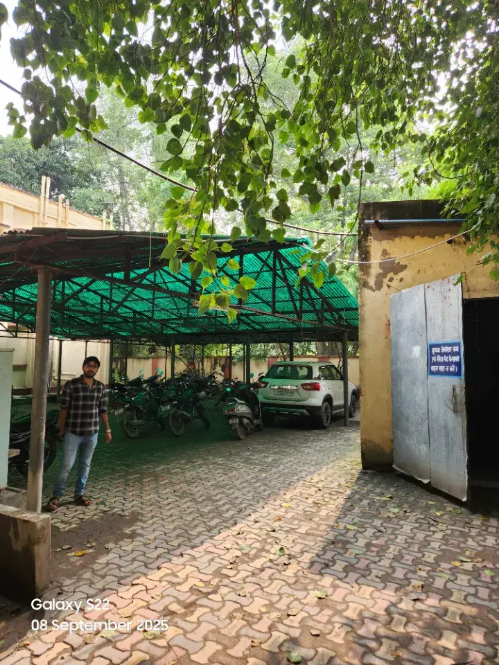 BHU Parking area and Pathway photo 1